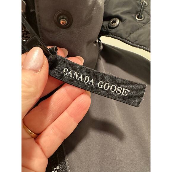 Canada Goose Blakely Parka - Picture 4 of 16